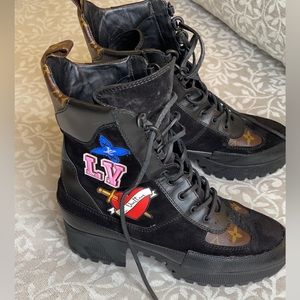 Louis vuttion boots